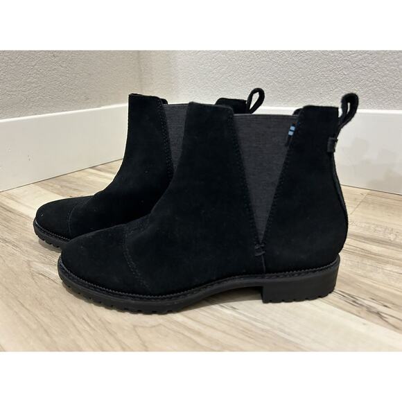 Toms Boots Casual Comfort Chelsea Ankle Bootie Black Suede Pull On Womens 6 - Picture 1 of 7